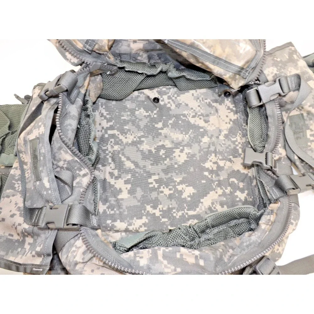 USGI MOLLE II Modular Lightweight Load-Carrying Equipment Medic Bag ACU